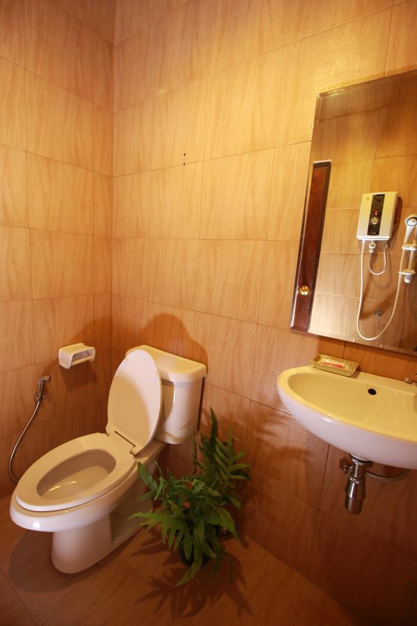 Hotel Papa'S Garden Doi Saket Exterior foto