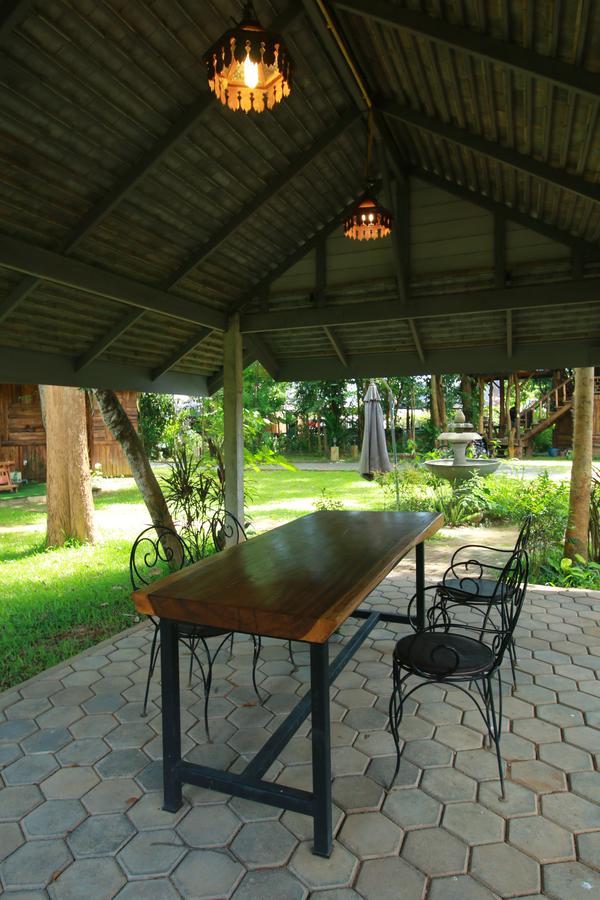 Hotel Papa'S Garden Doi Saket Exterior foto